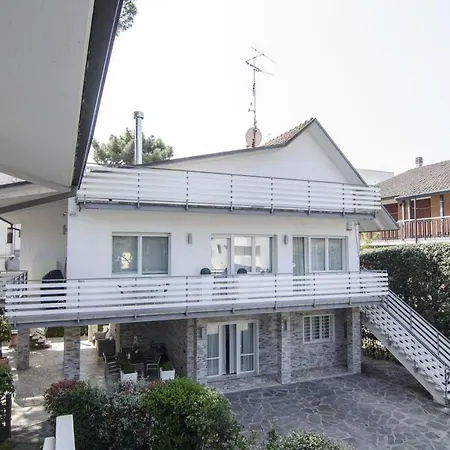 Appartamenti Federica Milano Marittima Exterior photo